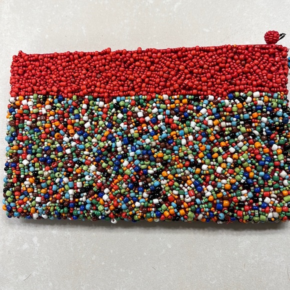 🟣 Beaded wristlet/ clutch colorful new with tag lined NWT - Picture 1 of 7